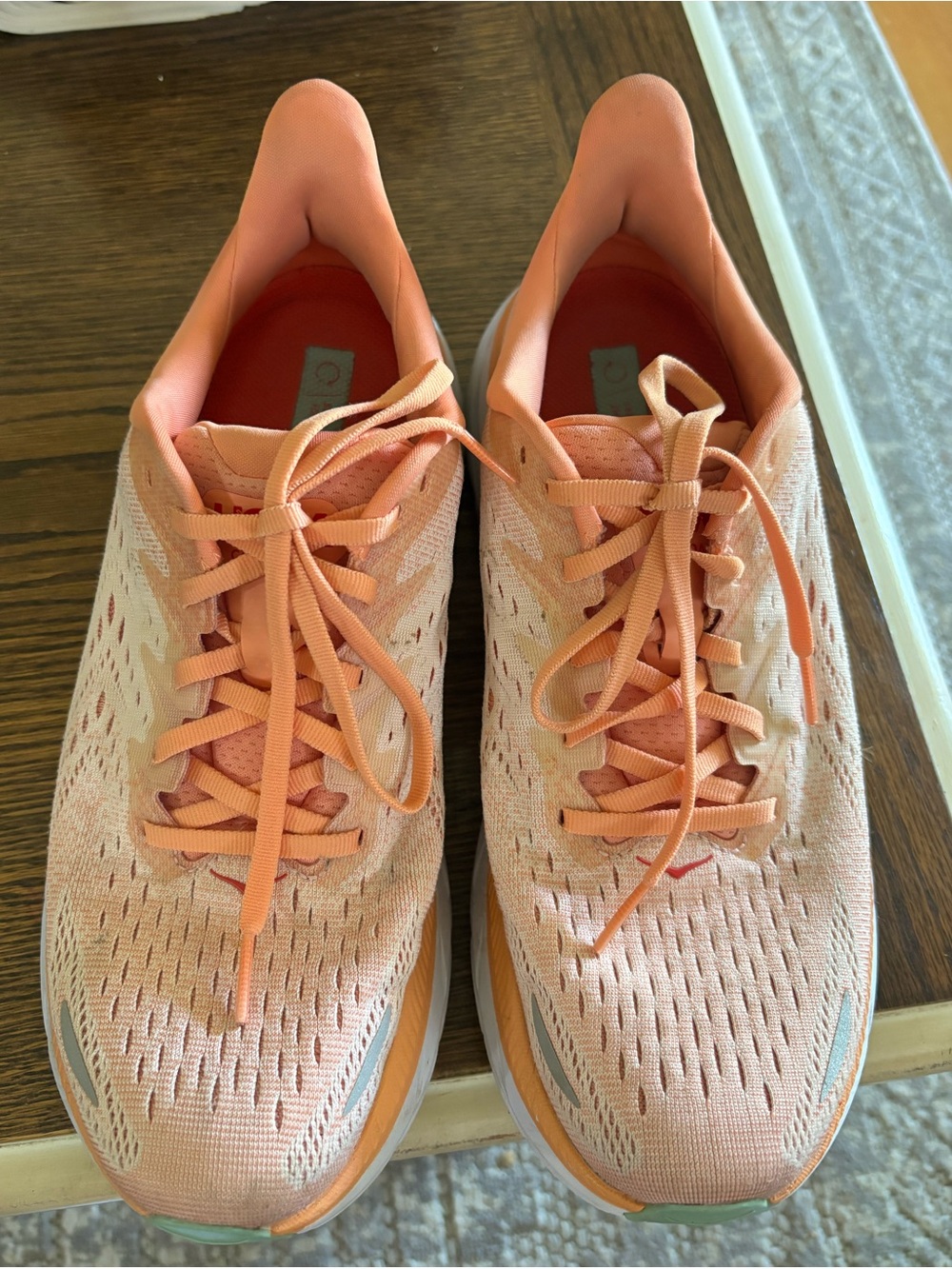 Hoka One One shoes women’s size 9.5 - Picture 2 of 7